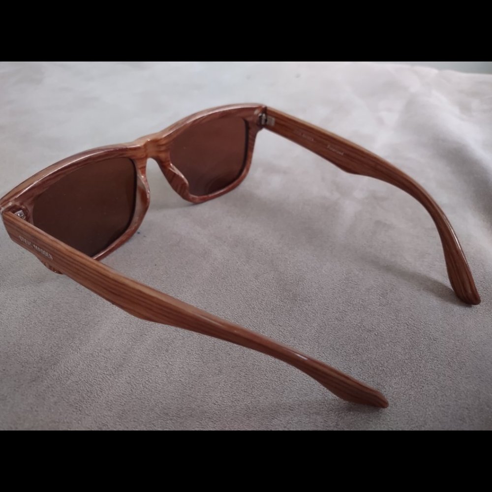 Steve Madden - Picture 1 of 3